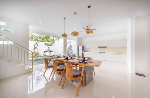 Seminyak Villa | 3 BDR VIlla 5, Central Seminyak/Oberoi