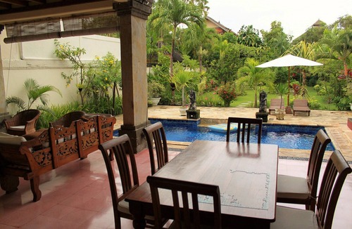 Raya Kuta Villa | 3 Bedroom Villa With Large Large At Only 400 Meters Distance From Seminyak Beach