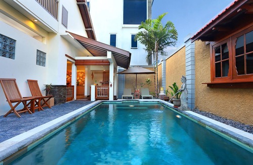 Mumbul Villa | 3 Bedrooms Villa Your Bali Tropical Home