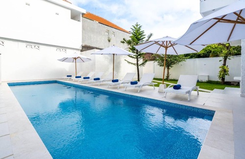 Dewi Sri House | 300 m² House ∙ 6 bedrooms ∙ 14 guests