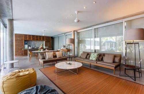 Central Seminyak Villa | 300 m² Villa ∙ 2 bedrooms ∙ 6 guests