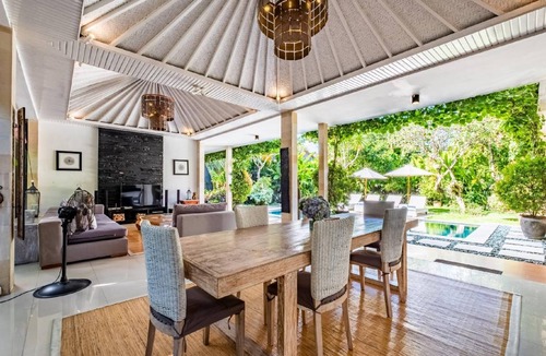 Drupadi Villa | 350 m² Villa ∙ 3 bedrooms ∙ 7 guests