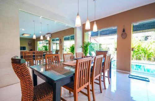 Kartika Plaza Villa | 350 m² Villa ∙ 5 bedrooms ∙ 14 guests