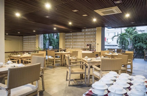 Sunset Road Resort | 36 m² Resort ∙ 10 guests