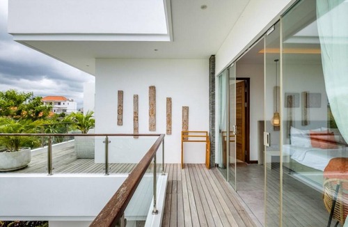 Berawa Villa | 375 m² Villa ∙ 4 bedrooms ∙ 8 guests