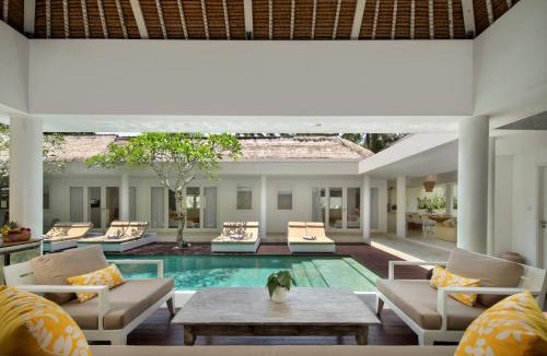 Tumbak Bayuh Villa | 4 bedroom Jungle Oasis in Pererenan