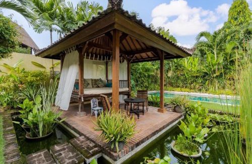 Padonan Villa | 4 BR Brown Horses Private Pool Villa CYN