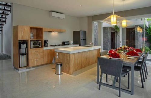 Berawa Villa | 4 BR Modern Pool Villa in Canggu, Staff