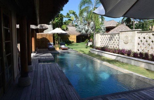 Legian Villa | 4BR Luxury Large Villa - 8Min Walk To Legian Beach!