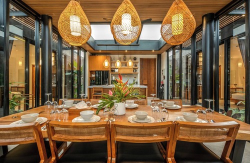 Pengosekan Villa | 4BR Villa Tenang Tropical Modern Villa with Private Pool in Ubud's Nature