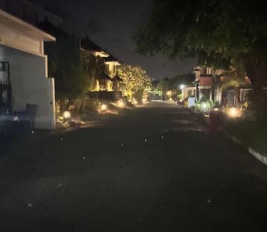 Kartika Plaza Villa | 5 Bedroom Getaway Villa - Kuta Regency B3