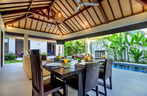 North Legian Villa | 5-bedroom private villa in Seminyak, offering daily breakfast, full-time private chef, airport transfers, complimentary massages, housekeeping, and a dedicated driver.