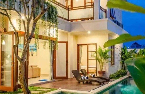 Dewi Sri House | 5 Bedroom Villa in the heart of Seminyak/Legian