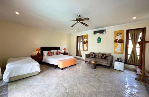 Sanur Villa | 5-BR Villa in Sanur mins walk to the beach and central Sanur