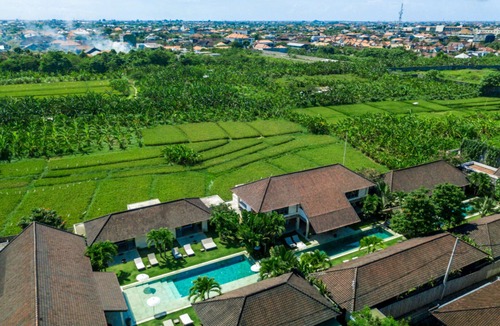 Seminyak Villa | 5 Star Villa for Rent in Bali, Bali Villa 2084
