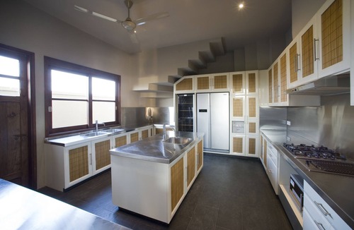 Munggu Villa | 5BR Ocean View Villa Mary w/Canggu Beach Access