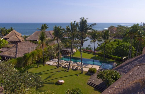 Munggu Villa | 5BR Ocean View Villa Mary w/Canggu Beach Access