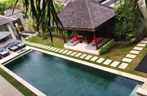 Central Seminyak Resort | 600 m² Resort ∙ 4 bedrooms ∙ 9 guests