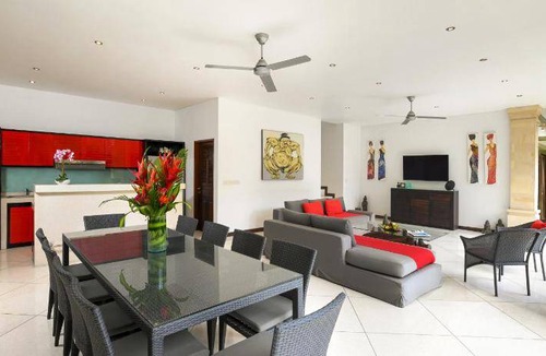 Central Seminyak Resort | 600 m² Resort ∙ 4 bedrooms ∙ 9 guests