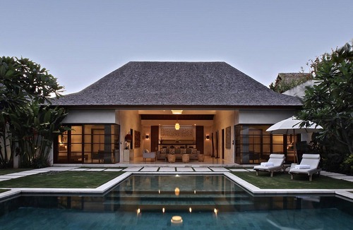 Laksmana Villa | 6BR Luxury Villa Located In Seminyak - DAILY HOUSE KEEPING!