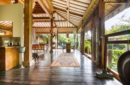 Berawa Villa | 700 m² Villa ∙ 5 bedrooms ∙ 10 guests