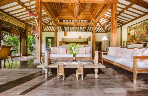Berawa Villa | 700 m² Villa ∙ 5 bedrooms ∙ 10 guests