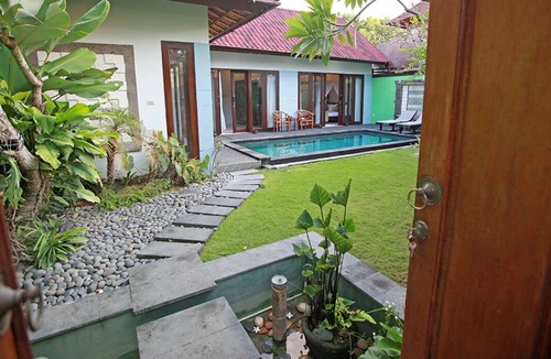 Dyanapura Villa | 8 Ensuite Bedrooms, 3 Private Villas, Sleeps 16
