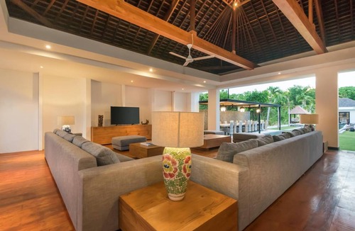 Dyanapura Villa | 800 m² Villa ∙ 11 bedrooms ∙ 33 guests