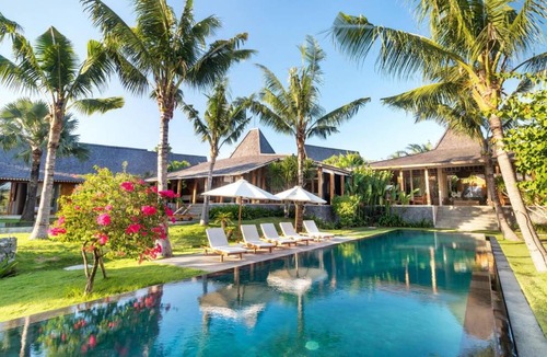 Kerobokan Villa | 800 m² Villa ∙ 8 bedrooms ∙ 20 guests