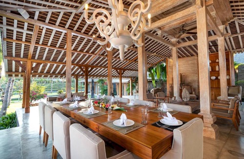 Kerobokan Villa | 800 m² Villa ∙ 8 bedrooms ∙ 20 guests