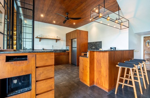 Pererenan Villa | 8BR Group Getaway: Villa Complex in Pererenan