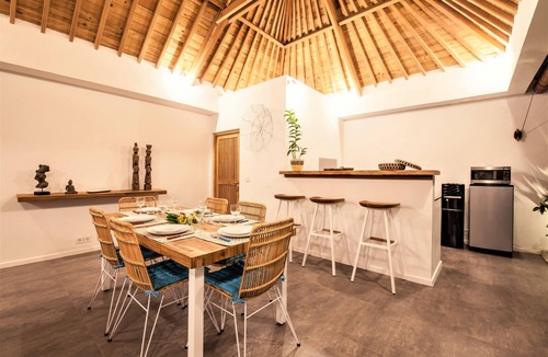 Petitenget Villa | ✩$99✩6min 2 Beach✩2BR Pool✩Wifi✩6pax✩Potato Head✩