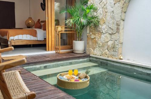Kerobokan Villa | A9 - Exclusive 3-Bedroom Villa in Seminyak with a Rooftop Paradise
