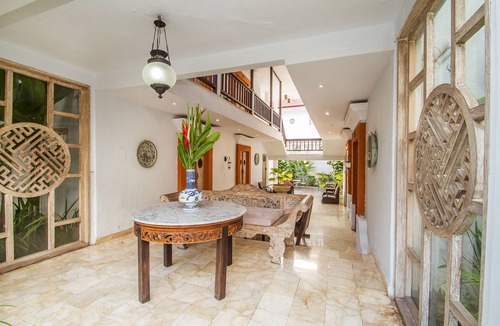 Umalas Hotel | Abian Biu Mansion