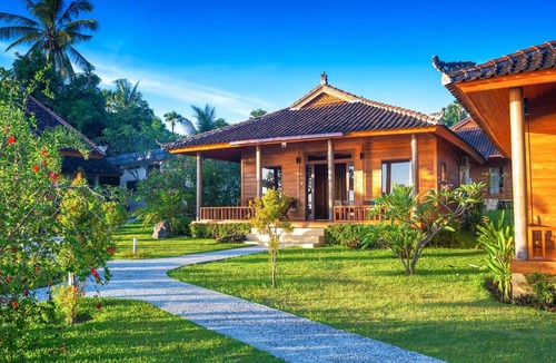 Kubu House | ABWonderdive - Scuba and Snorkeling Resort Junior Villa