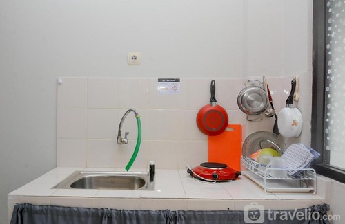 Bekasi Timur Apartment | Alluring Studio at Lagoon Bekasi Town Square Apartment By Travelio