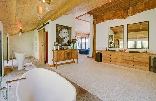 Banjar Semer Villa | Amazing Master Suite at Villa Clarisse Bali