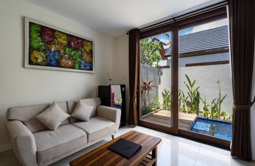 Raya Kuta Villa | An Exclusive Location in the Heart of Famous Jalan Raya Kuta