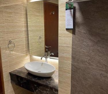 Batam Apartment | Apartment Panbil with Gym & Pool #Unit 603