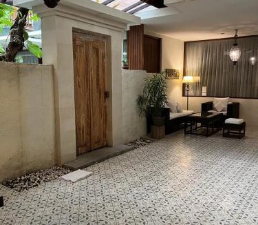 Dewi Sri House | Arana Suite