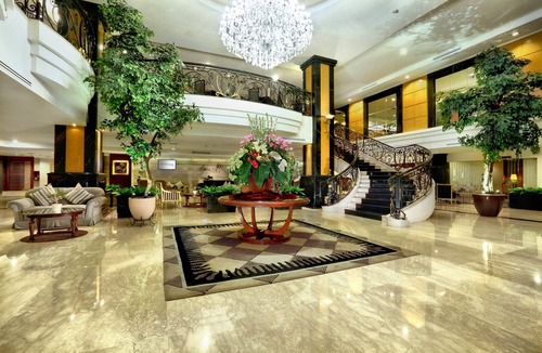 Cipaganti Hotel | Aston Tropicana
