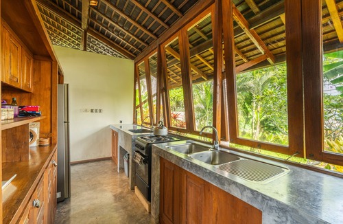 West Selemadeg House | Authentic 2BR Oceanfront Pool Villa/Old Bali Vibe