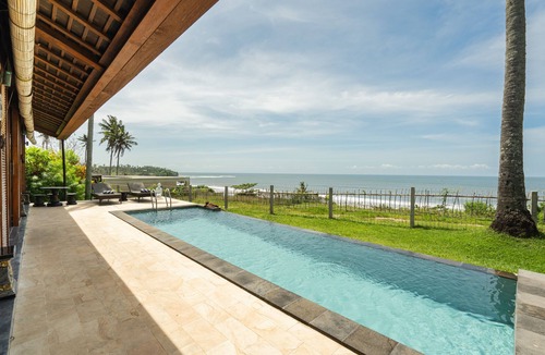 West Selemadeg House | Authentic 2BR Oceanfront Pool Villa/Old Bali Vibe