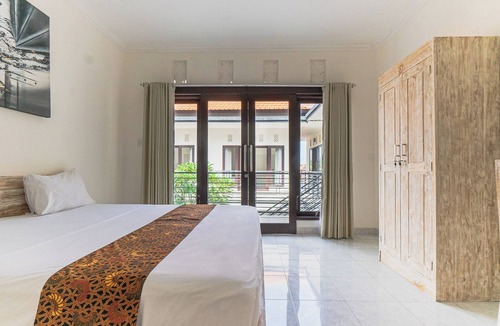 Batu Bolong House | Azalea Homestay & Villa