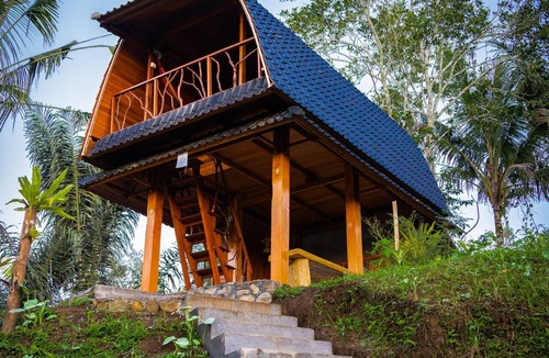 Selemadeg Cabin | Bali Mountain Forest Cabins