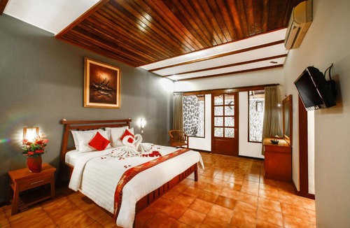 Lovina Hotel | Bali Taman Beach Resort & Spa Lovina