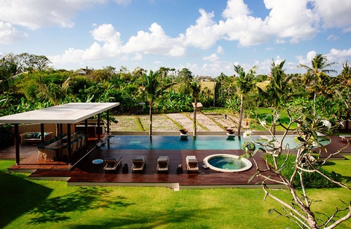 Umalas Villa | Bali Villa 1009 – 5-Star Escape Near Beach & Rice Fields