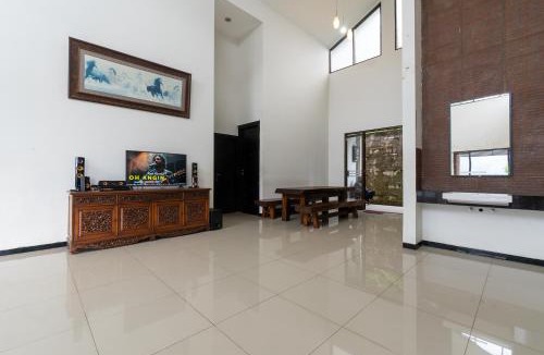 Pasirjambu Hotel | Barusen Hills By BHATARA