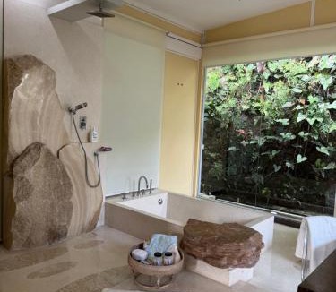 Ubud City-Centre Ski Chalet | BATI Private Living