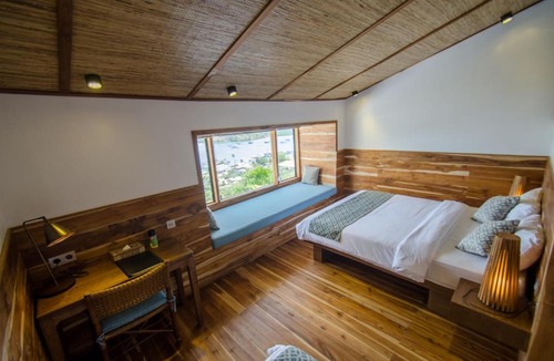 Labuan Bajo Hotel | Bayview Gardens Hotel